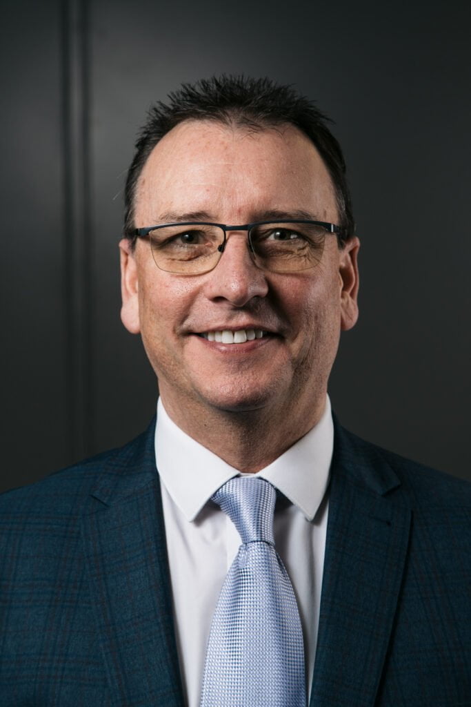 Nigel Hoult - Vertriebsleiter der Gruppe